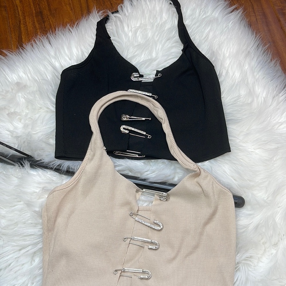 Cream & Black Safety-pin bundle
